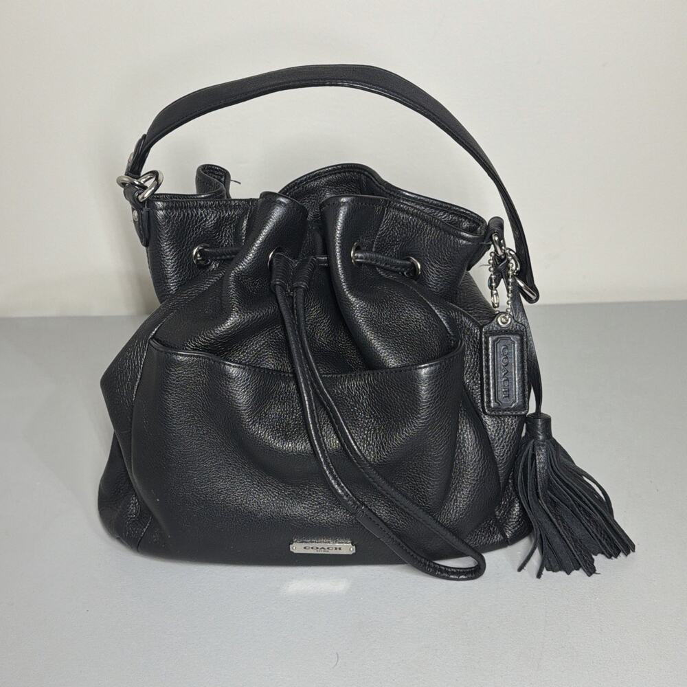 Coach Avery Classic Drawstring Bucket Bag Black Leather Model F27003 Tassel Tag